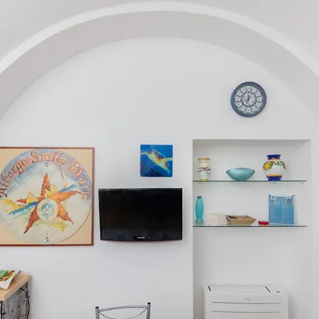 Stella Maris Semesterbostad Capri