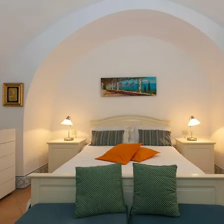 Stella Maris בית נופש *